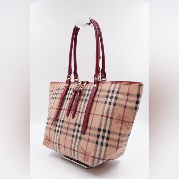 Burberry Salisbury Medium Tote - Picture 3 of 15